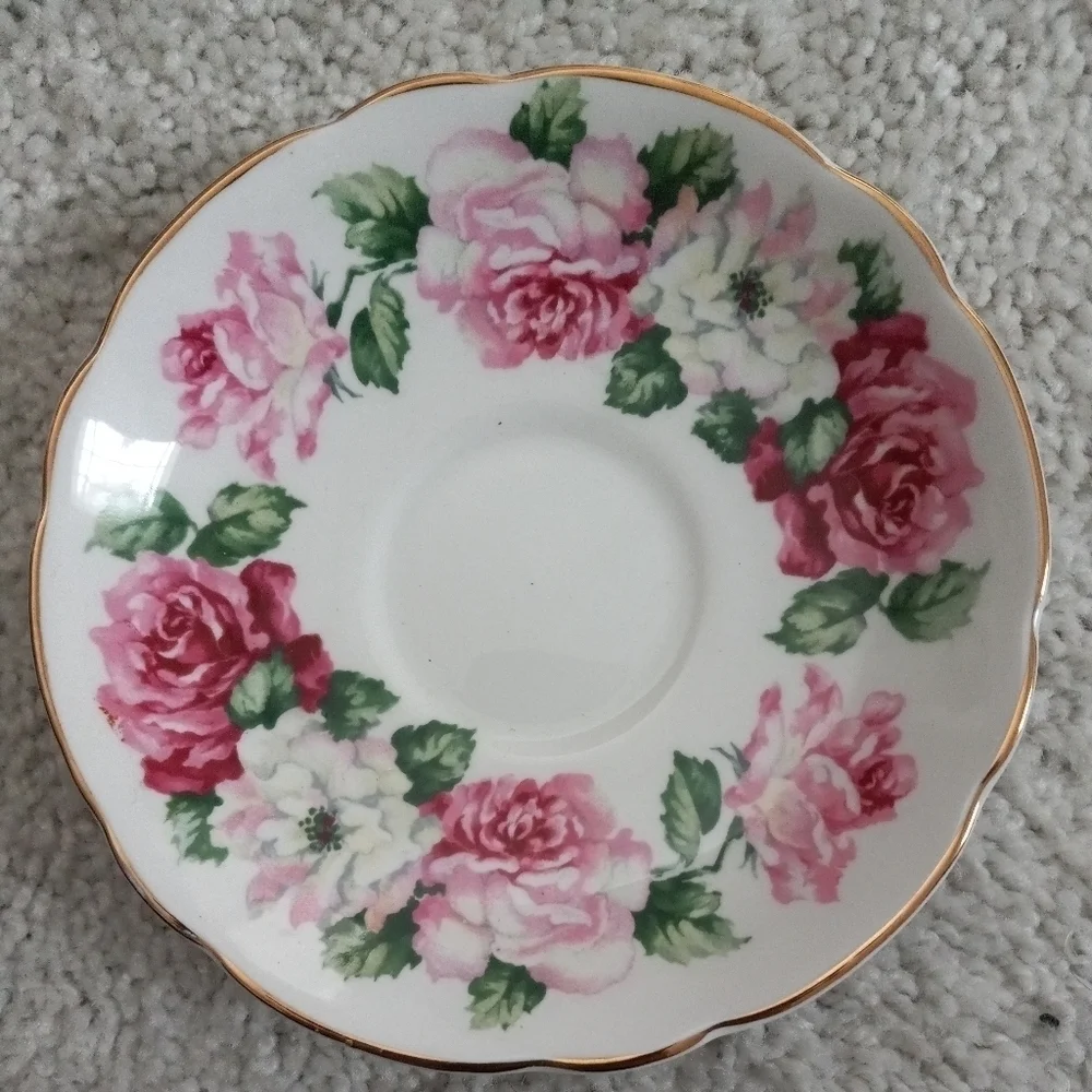 - VTG - Crown Staffordshire - Tea Cup and Saucer - Fine Bone China Made In…